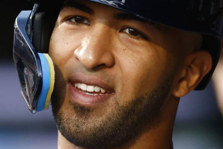 Eddie Rosario llega a un acuerdo con los Nacionales