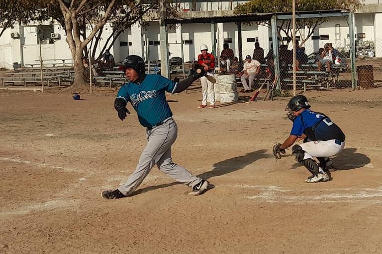 Logra La Amapa su tercera victoria, en la Liga Campesina