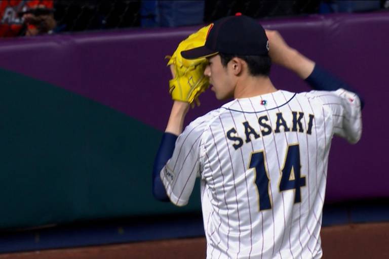 Sasaki se reunió con los Padres en San Diego, según informes