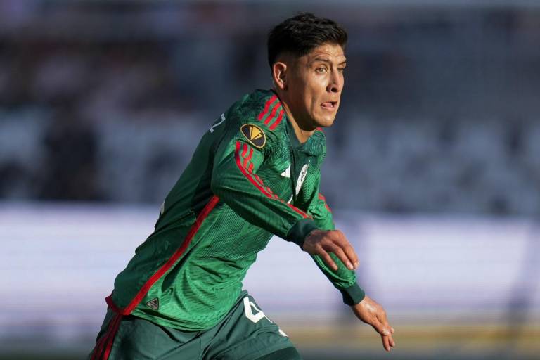 Edson Álvarez, en duda para el juego contra Jamaica en Copa Oro