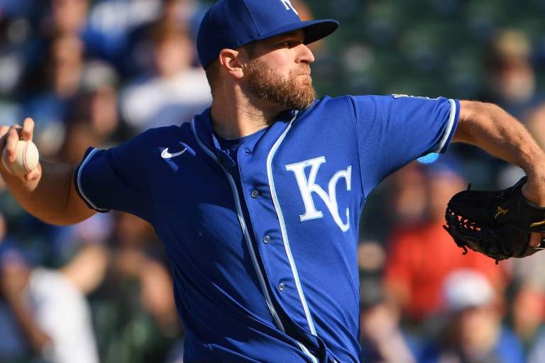 El relevista Wade Davis anuncia su retiro