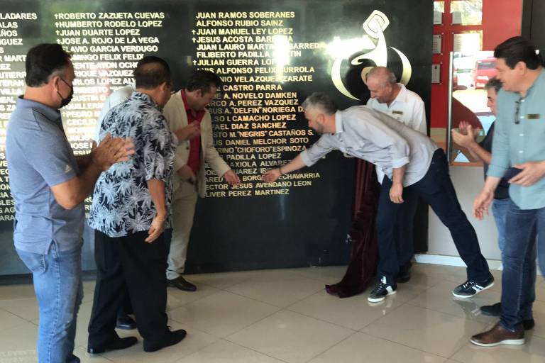 Develan nombres de Borgetti, Pérez y Avendaño en Muro del Salón de la Fama de Culiacán