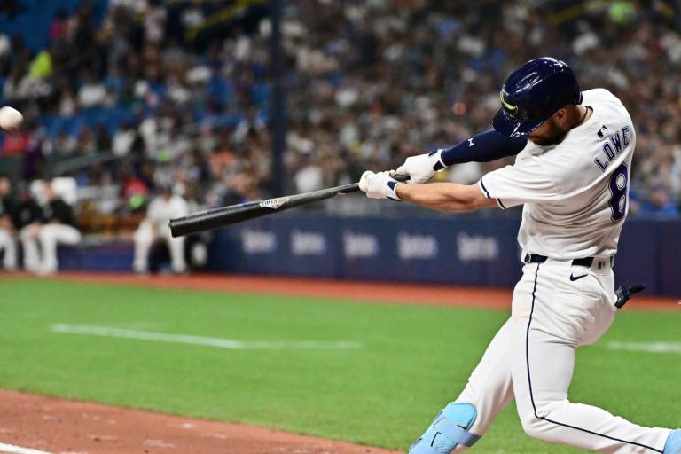 Grand Slam de Brandon Lowe lidera triunfo de Rays sobre Azulejos