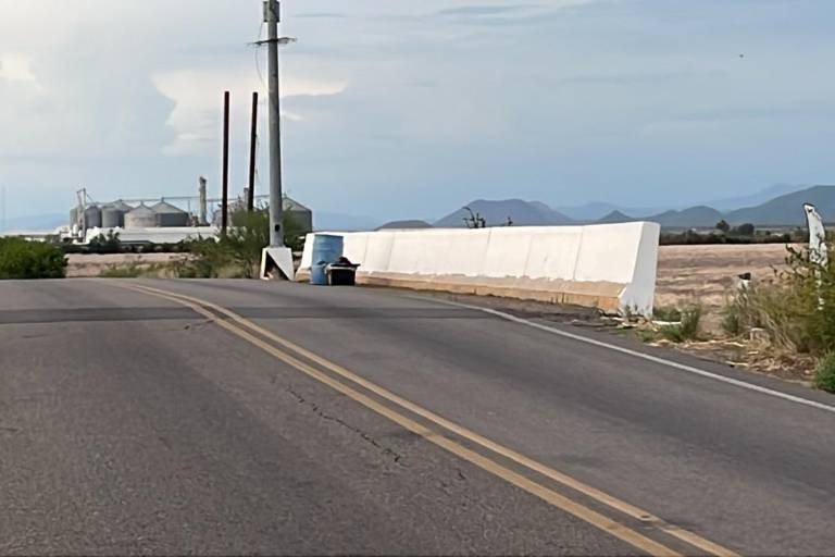 Dejan tres cabezas en el puente de San Blas, al norte de Culiacán