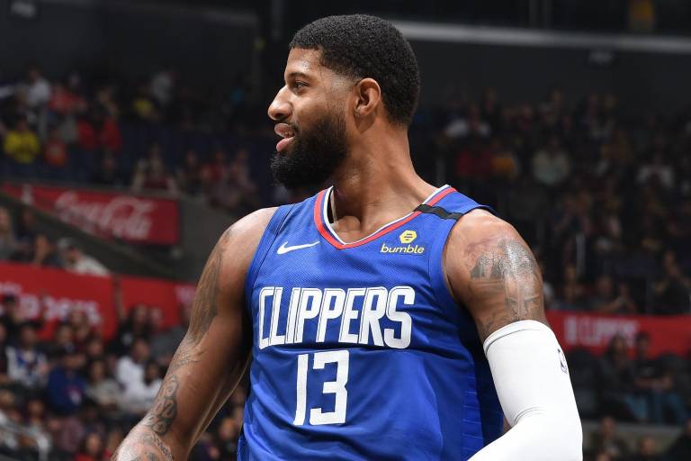 LA Clippers extiende el reposo de Paul George por la lesión en el codo derecho