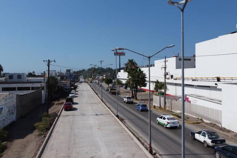 Sin licitar, el Ayuntamiento ha adjudicado de manera directa seis contratos a Azteca Lighting SA de CV por más de $545 millones