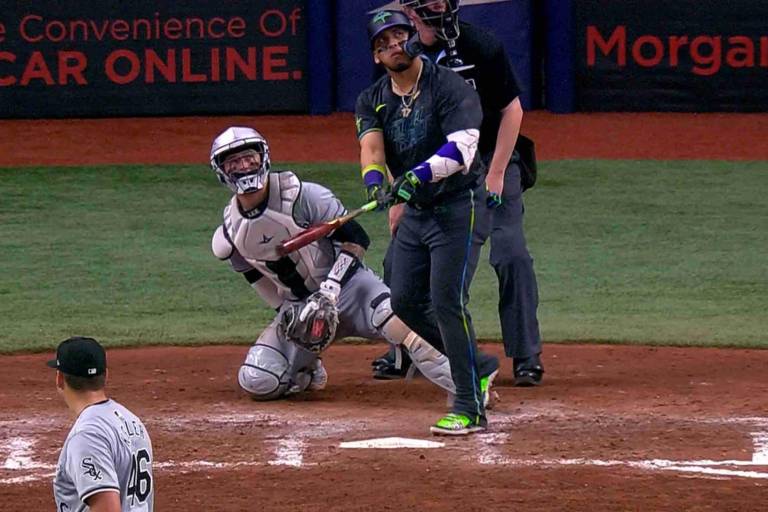 Isaac Paredes y Randy Arozarena dan jonrones para la victoria de los Rays