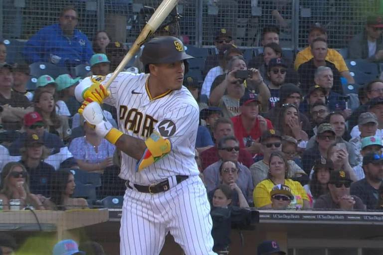 Machado empata récord de Adrián González de más HR en Petco