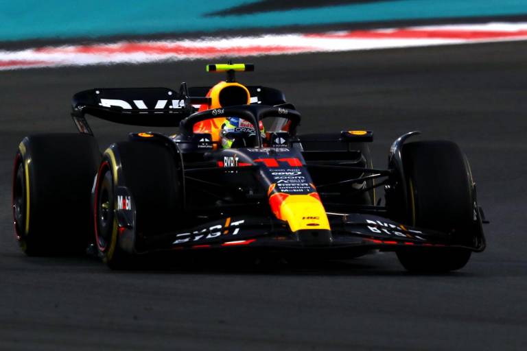 Checo Pérez pierde el podio en Abu Dhabi por penalización