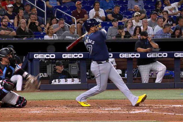 Isaac Paredes contribuye al triunfo de los Rays sobre los Marlins