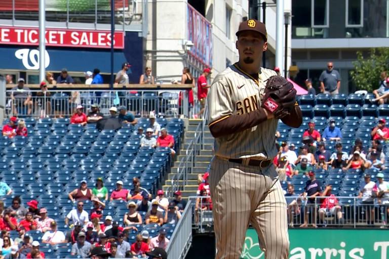Snell poncha a 10 y Padres blanquean a Nacionales
