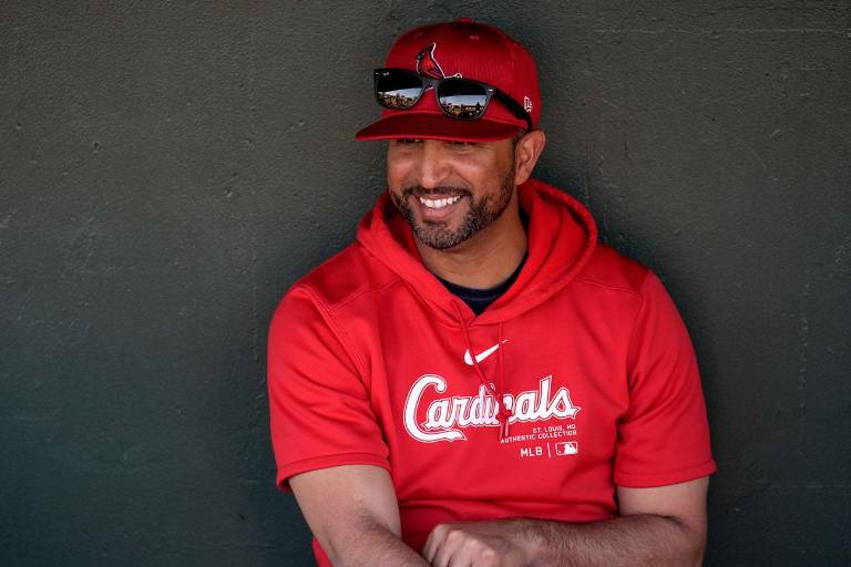 Oliver Mármol acuerda extensión de contrato como mánager de Cardenales