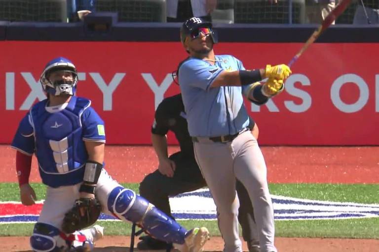 Paredes y Kirk, productivos para Rays y Azulejos