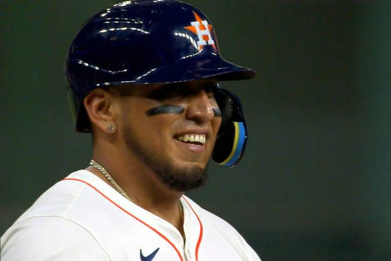 Díaz impulsa a Astros con batazos oportunos en triunfo sobre Tigres