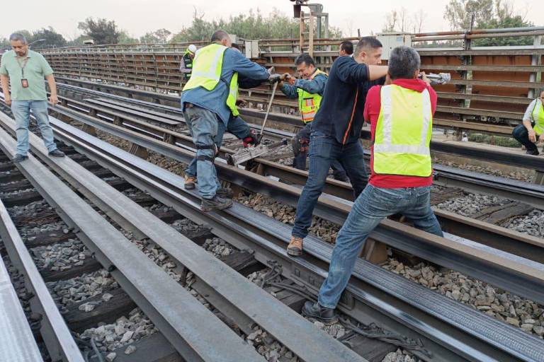 Por falla en vías, dos estaciones de Línea B del Metro en CDMX suspenden servicio hasta el jueves
