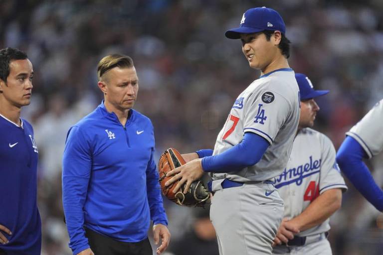 Rockies vapulean a Ohtani en su primera apertura en Coors Field y vencen a Dodgers