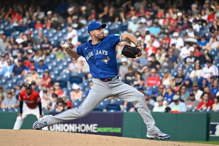 Scherzer regresa a los Azulejos tirando 5 innings