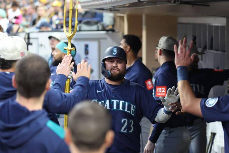 Rowdy Tellez pega su séptimo jonrón de la campaña