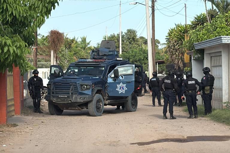 Enfrentamiento en Navolato deja tres abatidos y un policía herido
