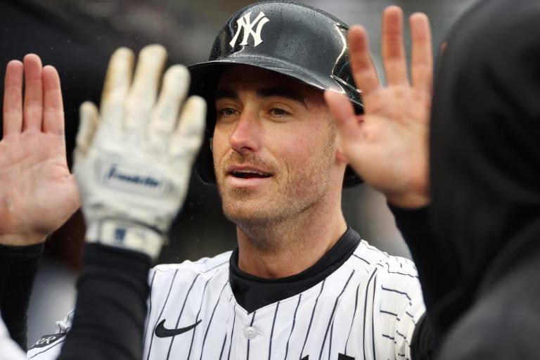 Yanquis despiertan a la ofensiva en triunfo contra Gigantes