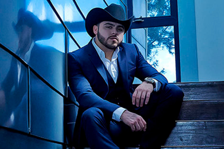 Reinventa Gerardo Ortiz el desamor con una balada norteña y video sombrío