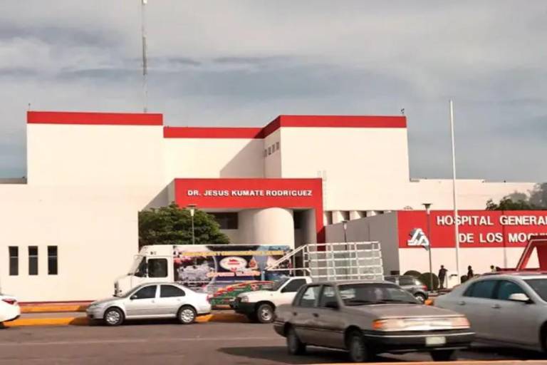 Candelario fue apuñalado cuatro veces por el primo de su esposa en Choix; fue trasladado grave al hospital de Los Mochis