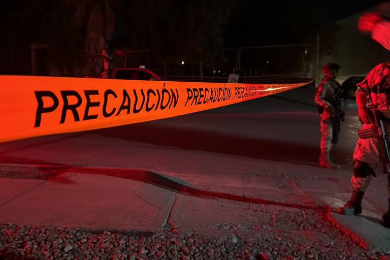 Hallan un hombre asesinado y envuelto en cobijas por la carretera de Cofradía de San Pedro, en Navolato