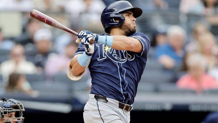 Jonathan Aranda impulsa ataque que le da a Rays serie contra Yanquis