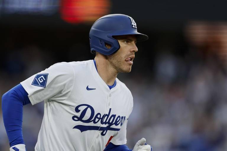 Sasaki batalla, pero Dodgers vencen a Tigres para seguir invictos