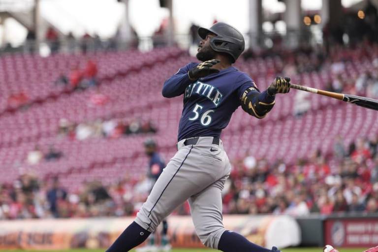 Randy Arozarena lidera remontada de Marineros ante Rojos