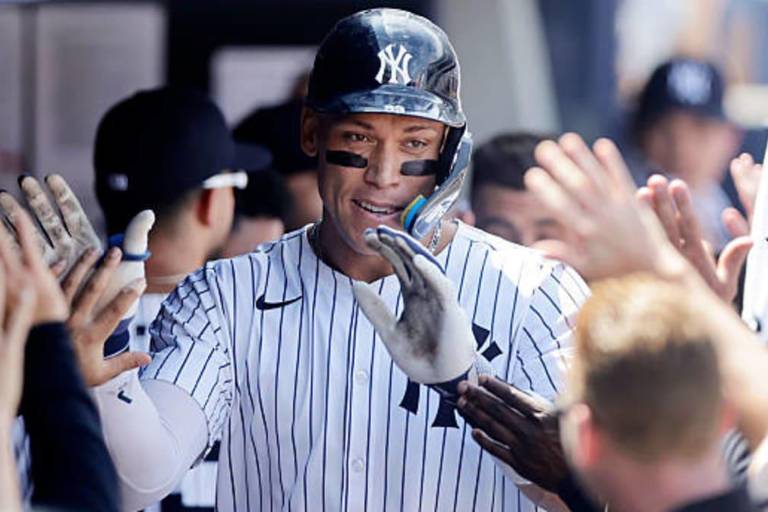 Judge sacude dos jonrones y bates de Yanquis despiertan con paliza vs. Atléticos