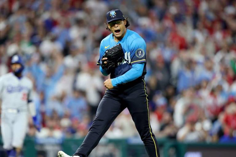 Luzardo poncha a 8 y Filis pone fin al inicio perfecto de Dodgers