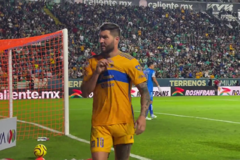 Gignac da triunfo a Tigres con histórico gol