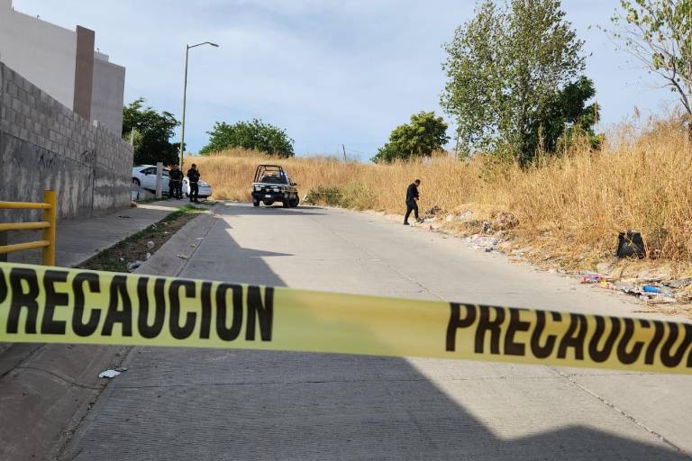 Agente de la FGE detenido en auto robado logra acuerdo, paga $1.5 millones y queda en libertad