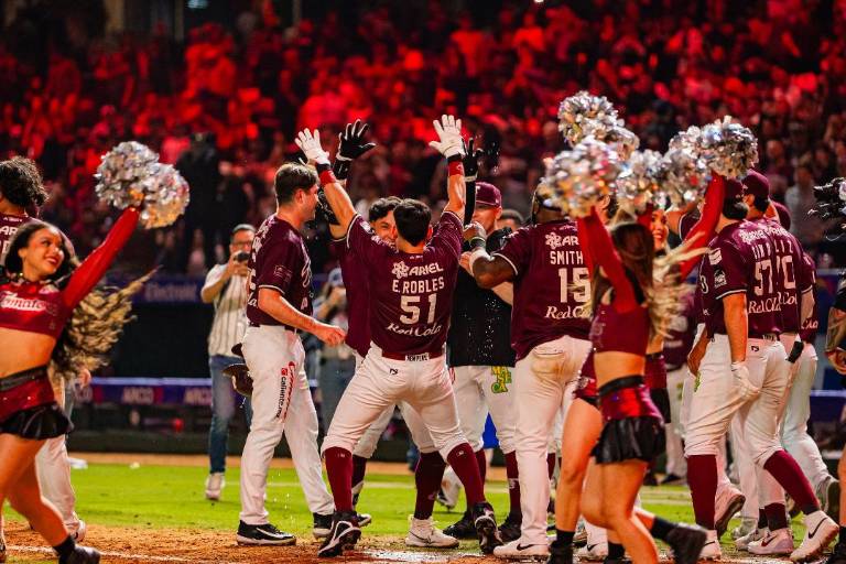 Efrén Navarro da el primer triunfo a Tomateros de Culiacán en los playoffs