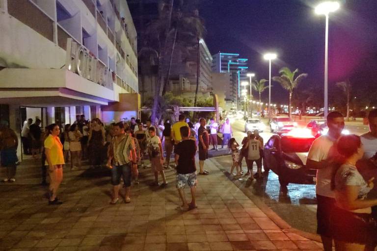 Apagón que afectó a huéspedes de hotel de Mazatlán se arregló de madrugada