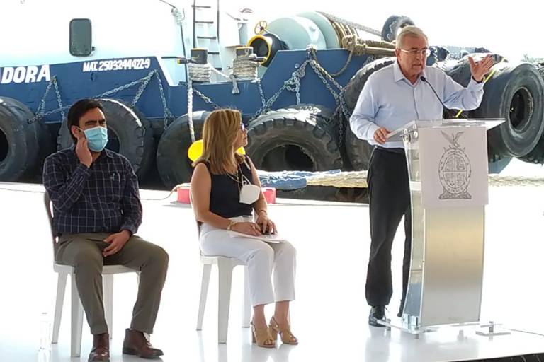 ‘No di línea para resolver conflicto PAS-Químico’ ni negocio con suboordinados: Gobernador