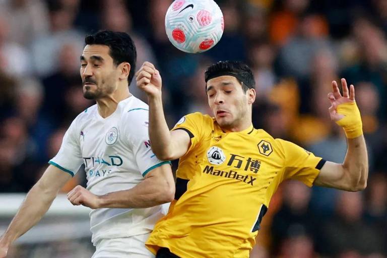 Raúl Jiménez y los Wolves son goleados por el Manchester City
