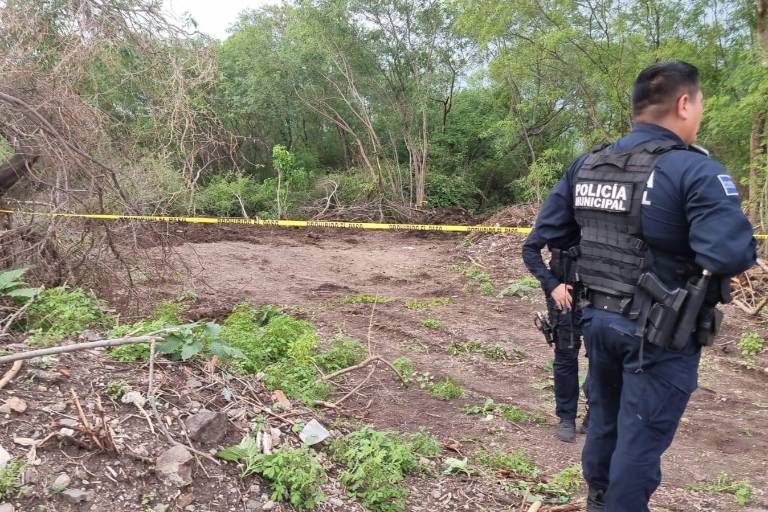 Hallan osamenta humana al iniciar obra en Jardines del Humaya en Culiacán