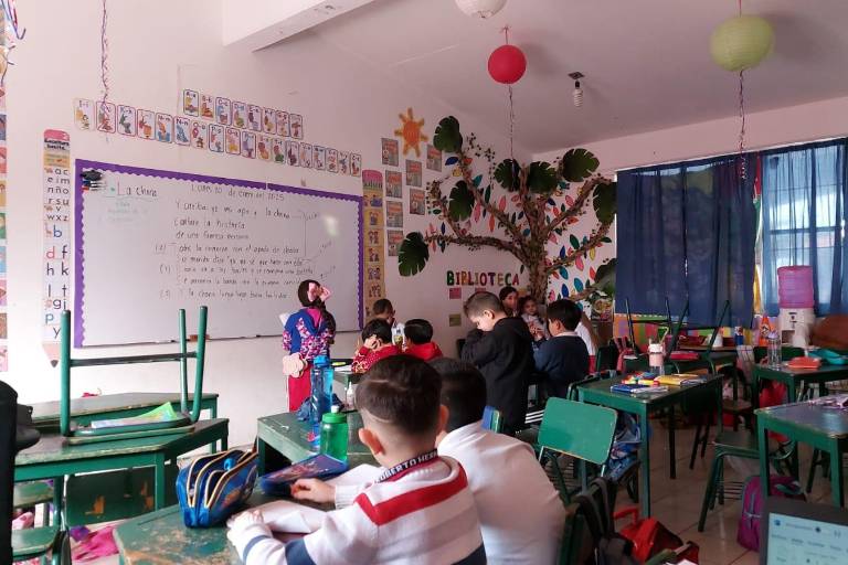 Denuncian corte de energía en otra primaria de Culiacán, ahora en la 10 de abril