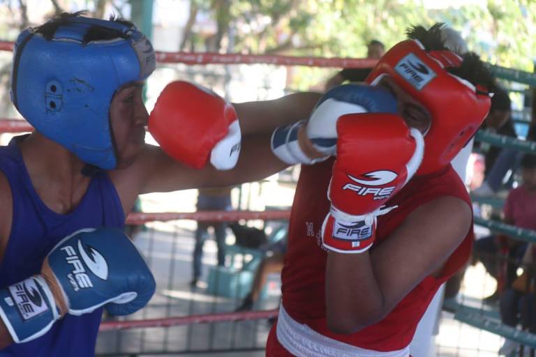 Boxeadores mazatlecos inician su camino a los Nacionales Conade 2023