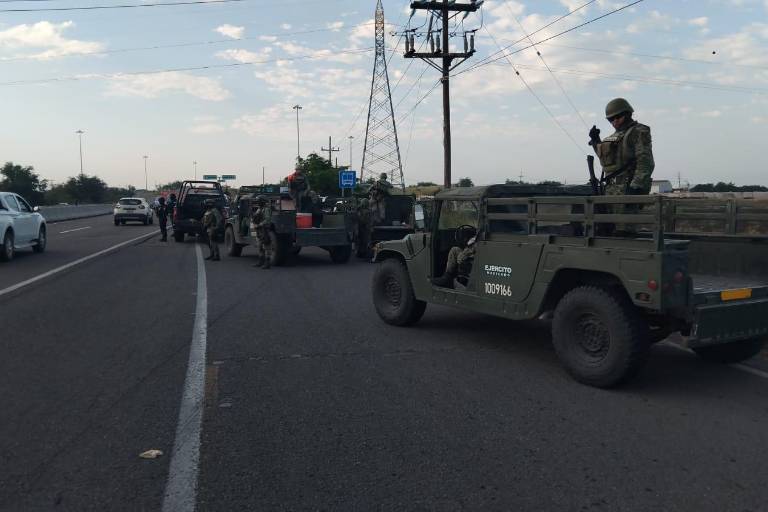 Reportan balaceras y civiles armados en Culiacán y Navolato; SSP estatal dice que son reportes falsos