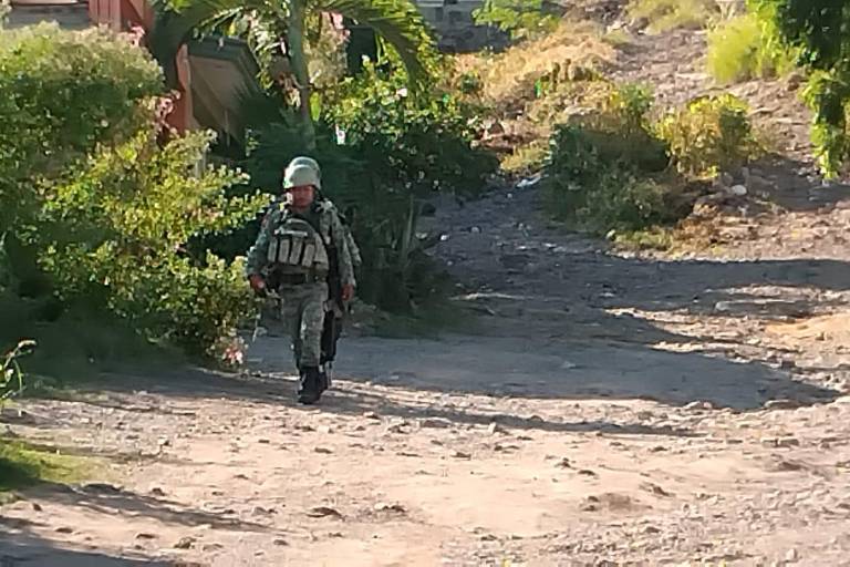 Atacan a balazos a una mujer en El Barrio, en Culiacán y luego agresor muere tras dispararse