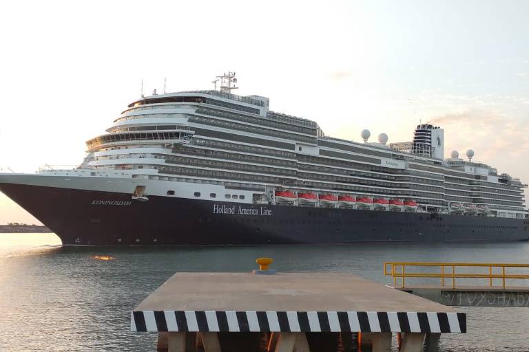 Mazatlán sí recibirá este miércoles dos cruceros después de rechazar uno que traía tripulantes con Covid