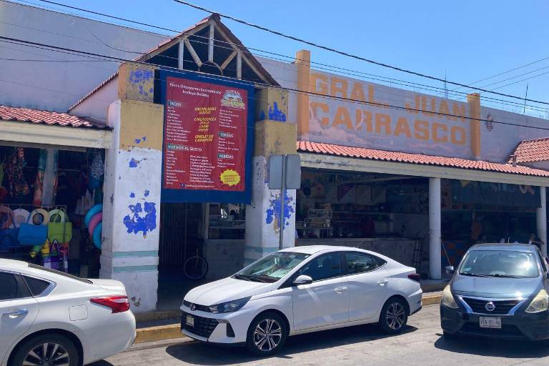 Buscarán locatarios ayuda con Ayuntamiento para mantenimiento del mercado Juan Carrasco, en Mazatlán