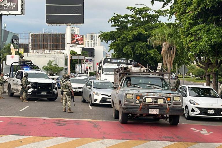 Operativo militar en Culiacán tras ataque a soldados cerca del Hospital General