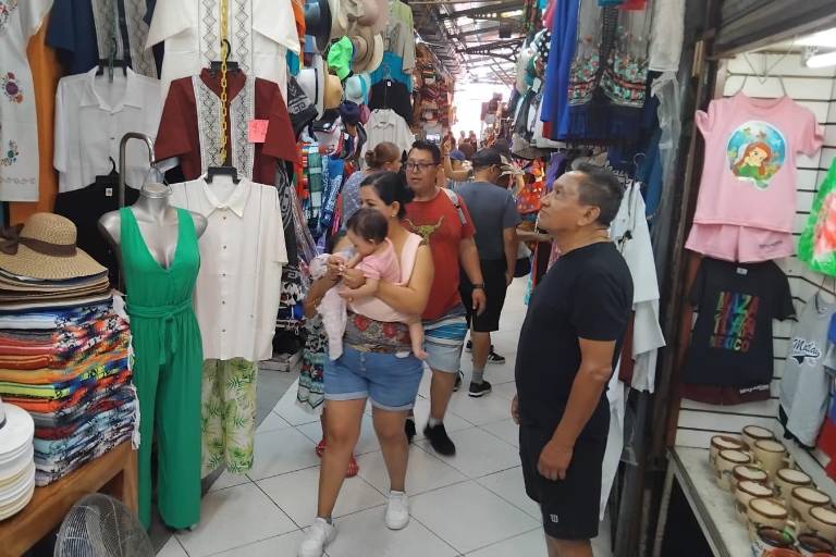 Permite Semana Santa mejorar ventas en Centro y mercado de Mazatlán