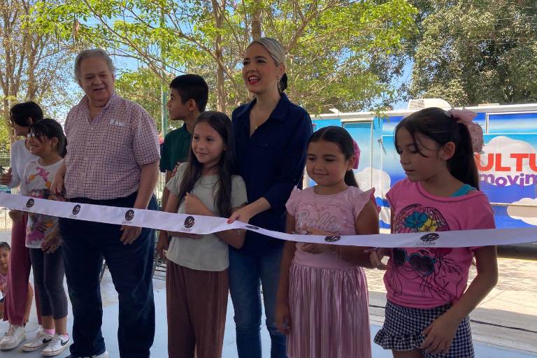 Niños y niñas de la primaria Francisco Madero Herrera en Santa Fe disfrutan del programa ‘Cultura en Movimiento’