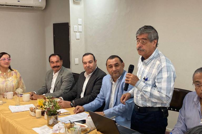 Expone Óscar Loza Ochoa ante abogados los nuevos retos en materia de derechos humanos en Sinaloa