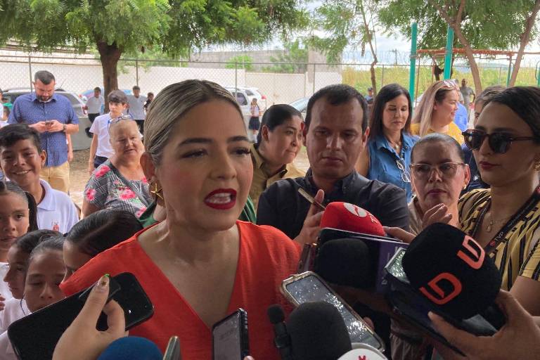 La Alcaldesa de Mazatlán Estrella Palacios Domínguez habla sobre la próxima gira de la Presidenta Claudia Sheinbaum Pardo.